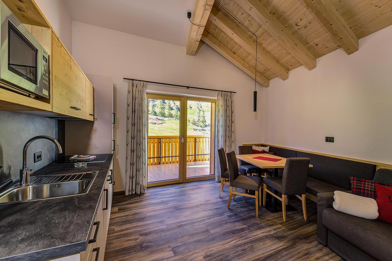 The kitchen of one of the accomodation in South Tyrol